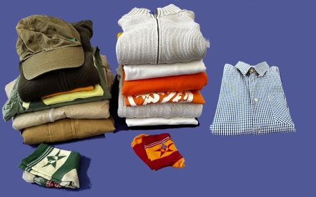 Super Kleiderpaket mit Jacke, qualitative Sets, ca. 134/140