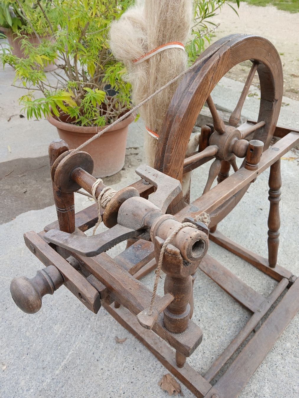 Spinnräder: Antikes Spinnrad – Gebraucht aus Arlesheim von Mel_25 5