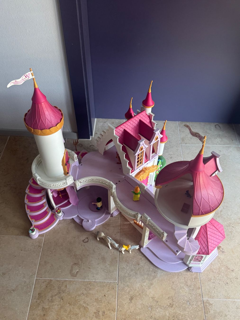Playmobil Giocattoli: Playmobil Schloss Prinzessin – Usato da ZÜRICH venduto da ellison82 1