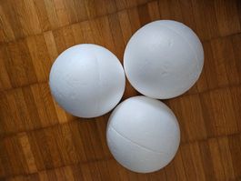 3 Stück Styropor Kugeln 15cm teilbar