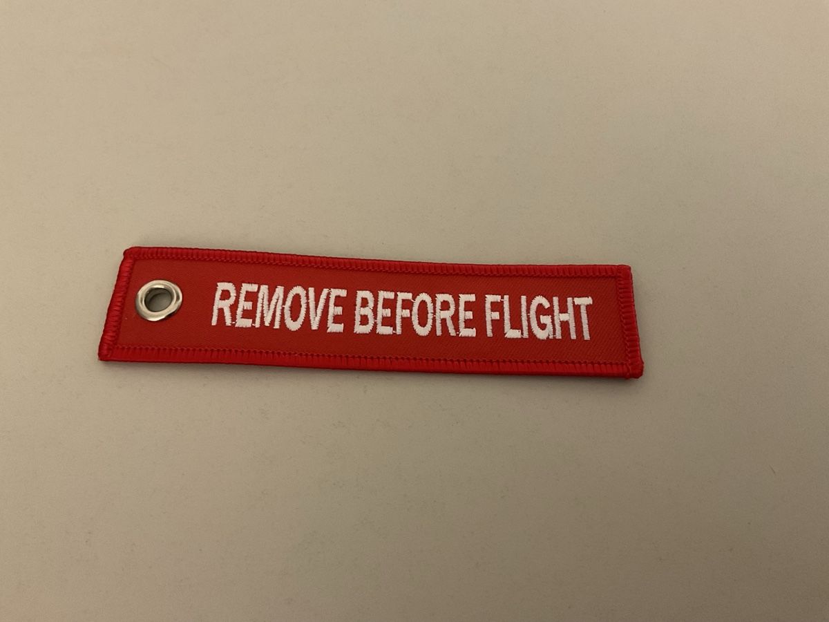 Portachiavi: REGA Schlüsselanhänger "Remove Before Flight" Rot Neu! – Nuovo (secondo la descrizione) da Holzhäusern ZG venduto da foxy_88 1
