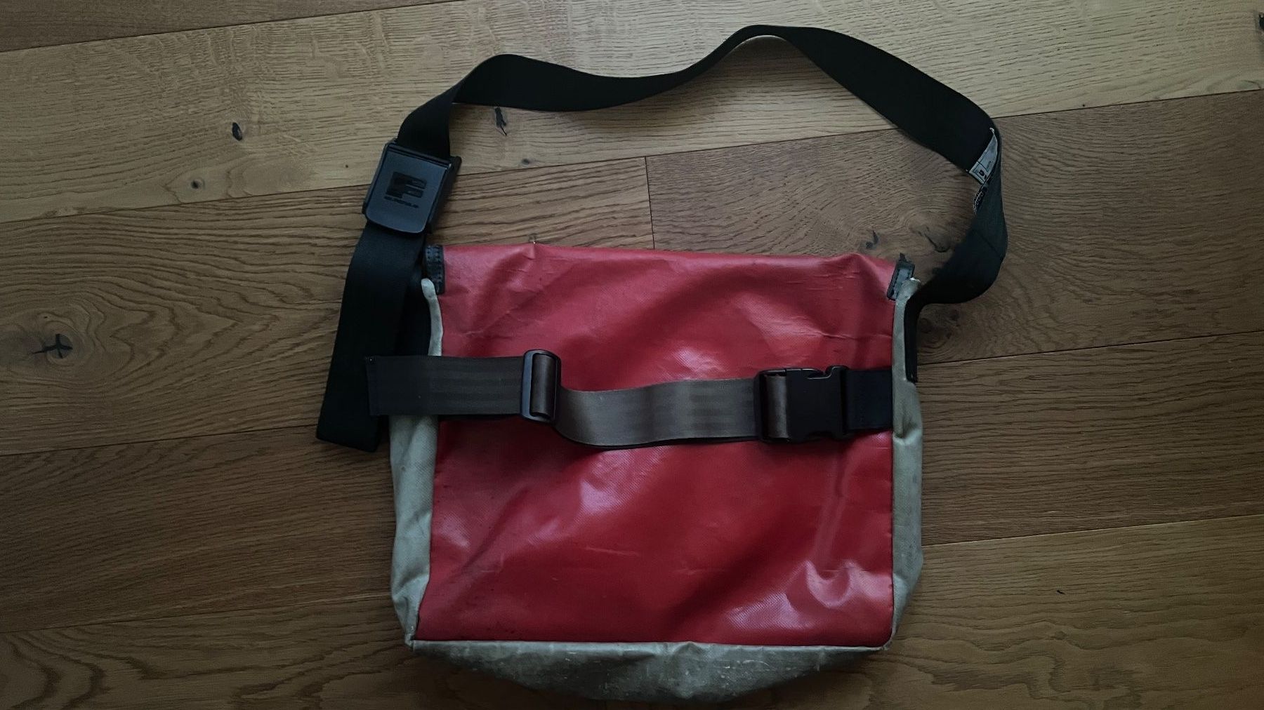 Freitag Borse: Freitag Tasche G5.1 – Usato da Uster venduto da Ixus63 1