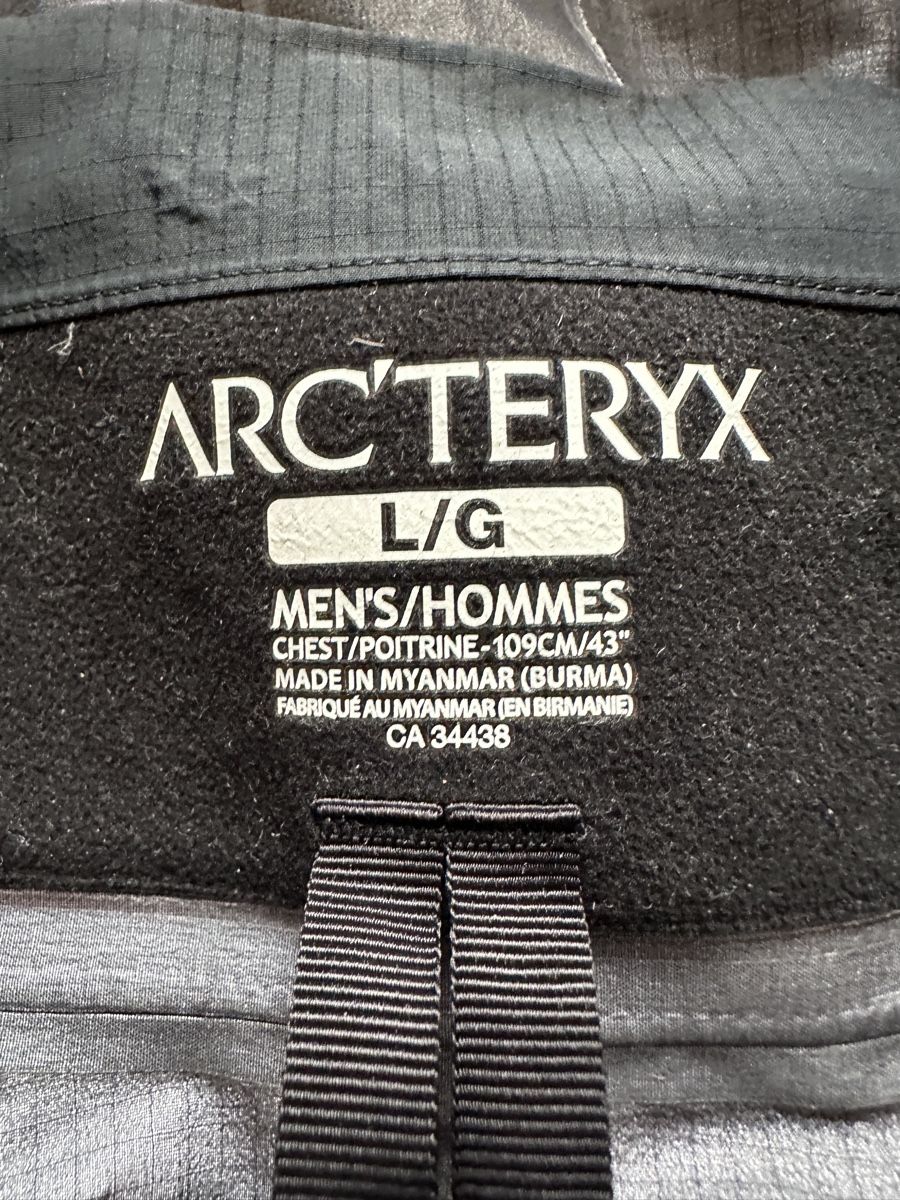 Arcteryx Jacken: Arcteryx Beta AR Regenjacke – Gebraucht aus Marly von pasequale 4
