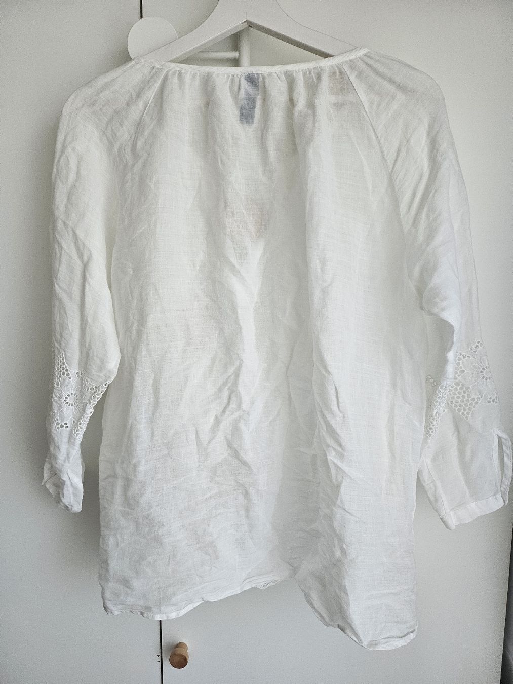 Marc Cain Chemisiers: Marc Cain Bluse weiss gr.38/40  – D'occasion à Allschwil par na.wi.90 3