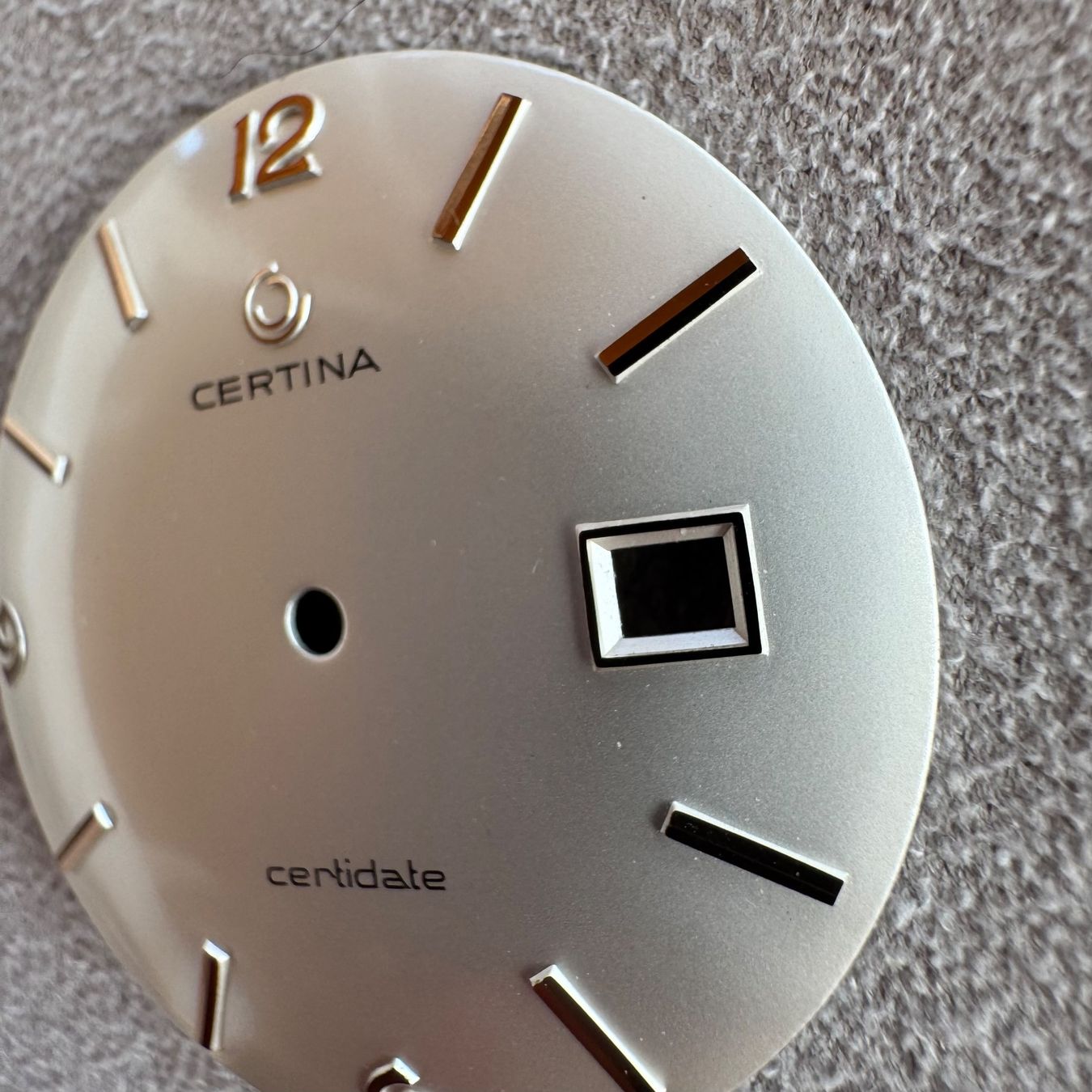 Certina Orologi: 32.3 mm Certina Zifferblatt/ Dial Certidate Vintage – Nuovo (secondo la descrizione) da Arzier-Le Muids venduto da Avanna 1