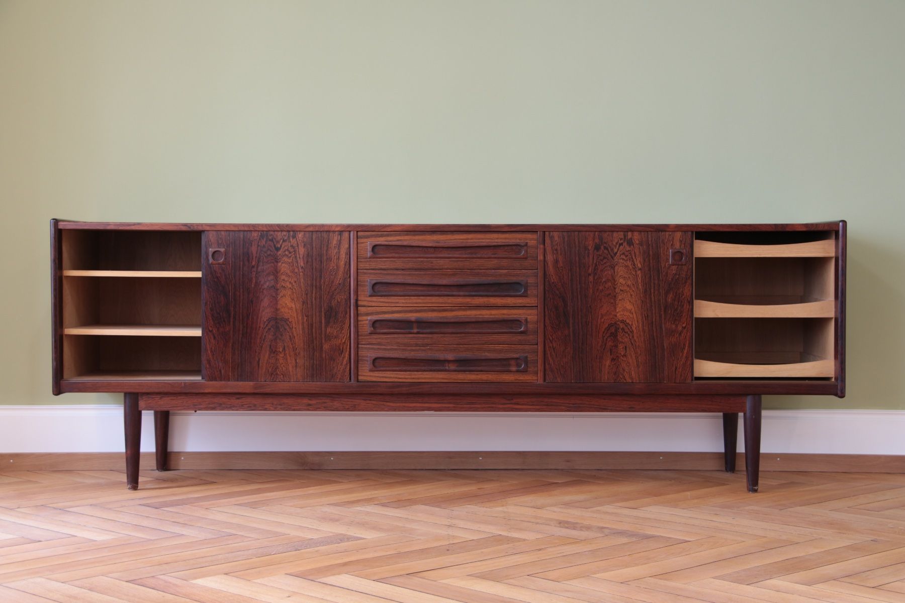 Cassettiere: Sideboard Johannes Andersen – Usato da Basel venduto da perpetuum_moebel 1