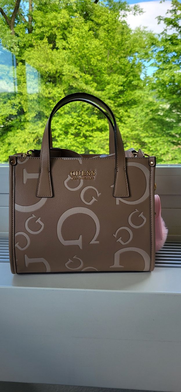 Guess Taschen für Damen: Guess Tasche  – Gebraucht aus Opfikon von Kara05