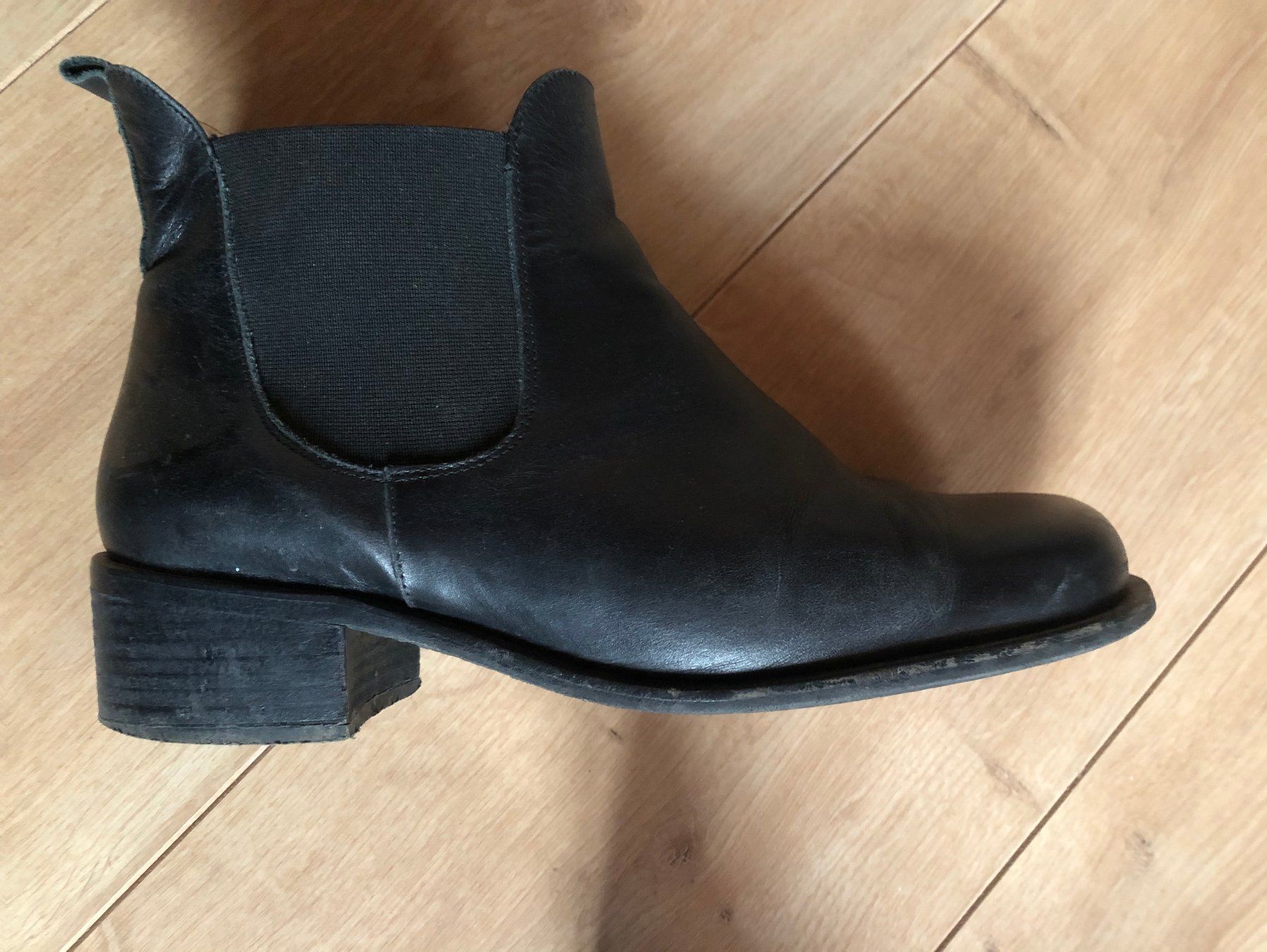 Scarpe da donna: Chelsea-Boot von John W. Shoes – Usato da Suhr venduto da robojo