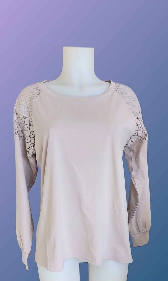 Pullover & Sweatshirts: Damen Langarmshirt NEU – Neu und originalverpackt aus Aarburg von Hystoria