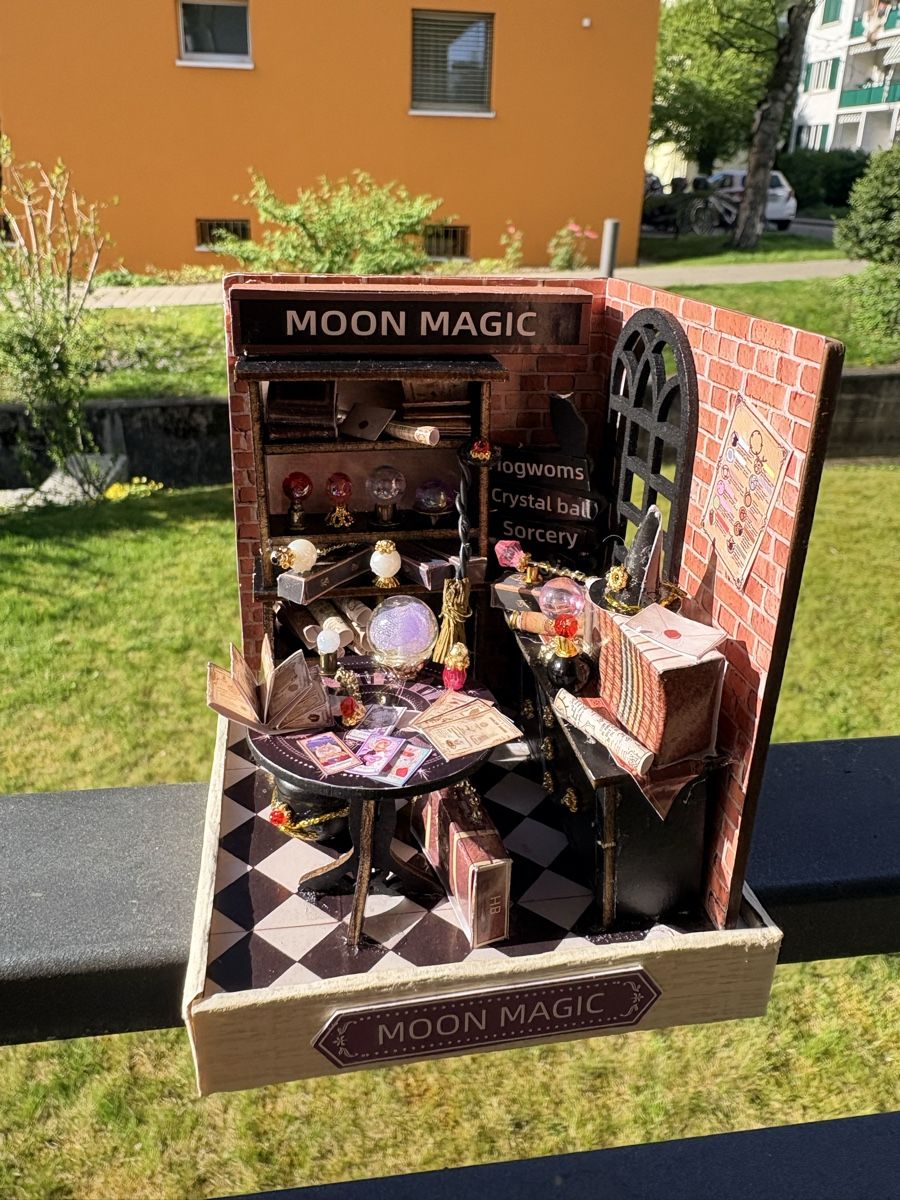 Case e mobili per bambole: Magic Shop Miniature,  Moon Magic DIY Dollhouse – Nuovo e nell'imballaggio originale da Binningen venduto da chr_g6n2 6