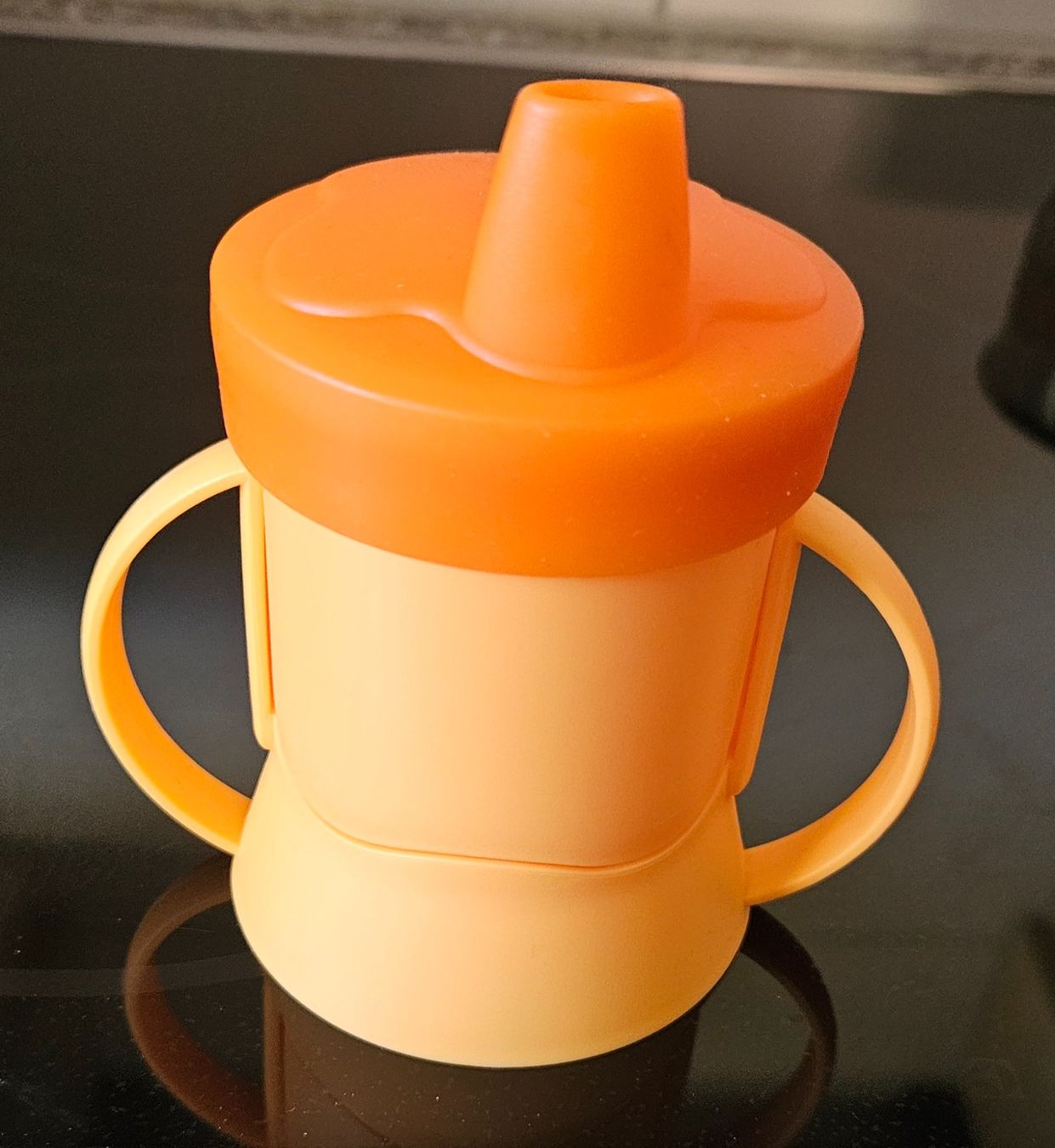 Tupperware Behälter & Ähnliches: Baby- Becher m.Henkel – Neu und originalverpackt aus Hasle b. Burgdorf von buddle32 1