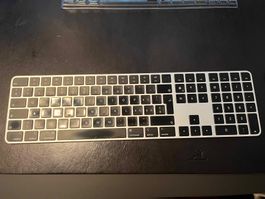 Magic Keyboard mit Touch ID und Ziffern­block für Mac (CH)