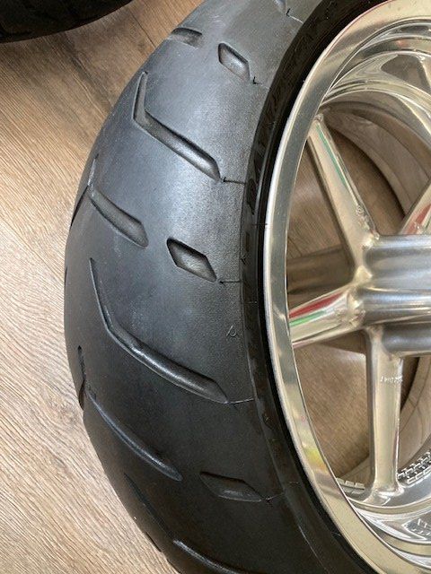 Harley-Davidson Pneumatici & Ruote complete: Harley Davidson Custom Räder Rocker C fxcwc – Usato da Affoltern am Albis venduto da premiumparts 2