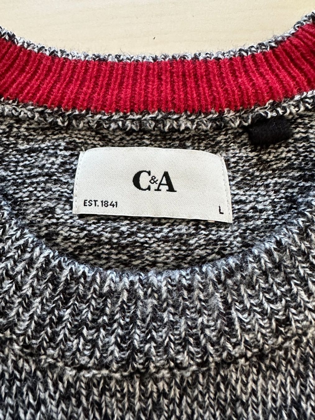 C&A Maglioni & Felpe: C&A Weihnachtspullover "Team Santa" Grösse L – Usato da Mels venduto da FinSz93 2