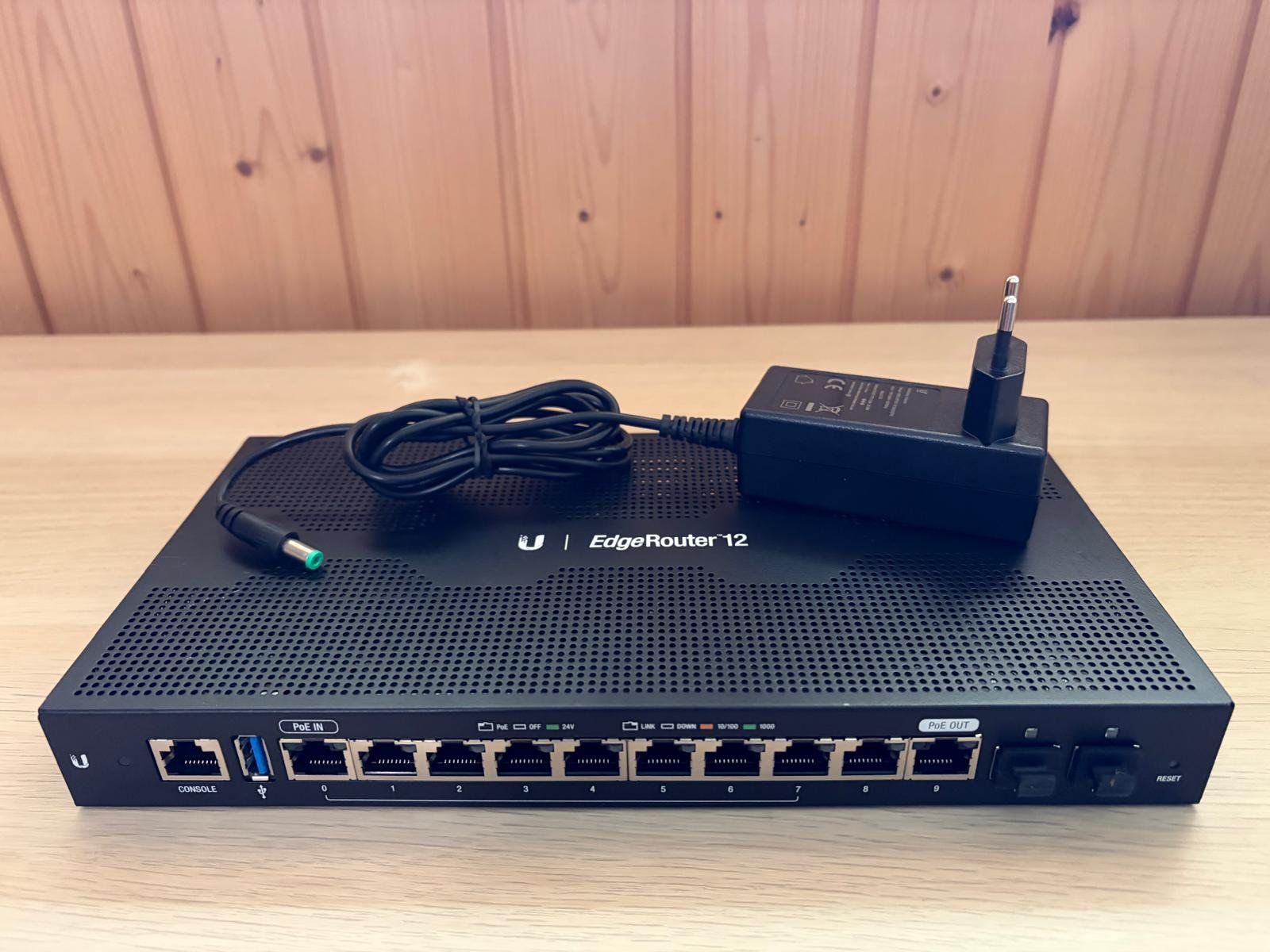 Ubiquiti Modem & Router: Ubiquiti EdgeRouter L3 - 12 ports + port console + USB – Usato da Biel/Bienne venduto da van_halen25