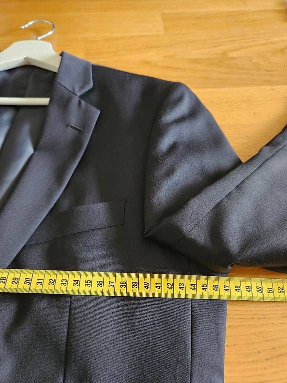 Giacche: Navy Blazer Wolle mit silber Knöpfen 46/S – Usato da Basel venduto da nav_h662 2