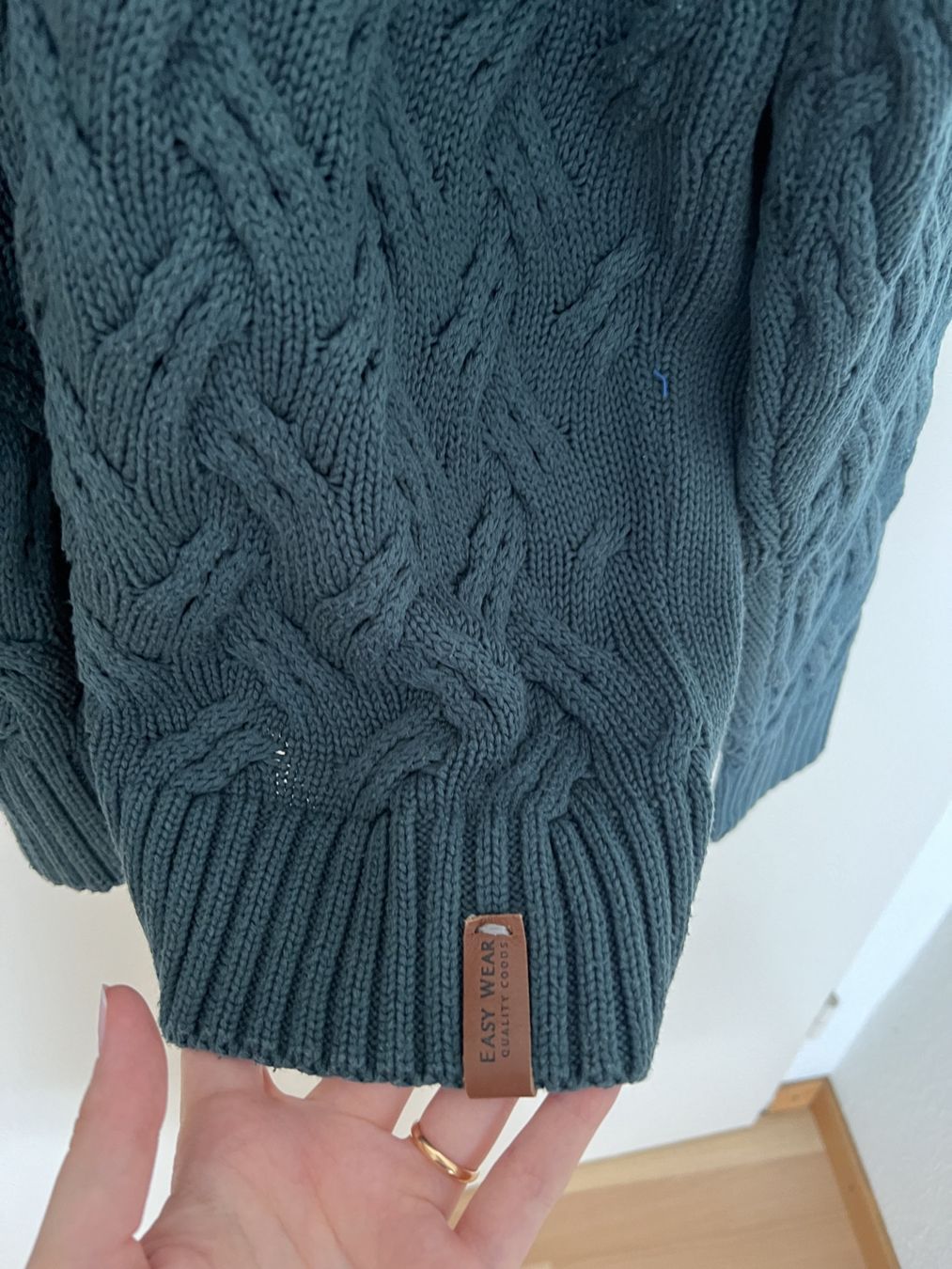 Maglioni & Felpe: EASY WEAR Pullover L / 4 – Usato da Horgen venduto da linuxrp 1