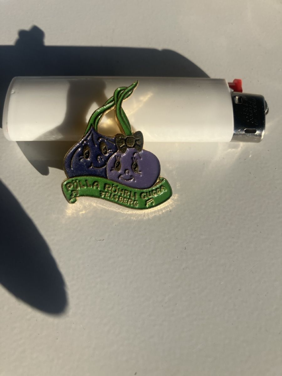 Placchette & Badge: Pin Pllla Röhrli Gugga – Usato da Eschlikon TG venduto da Urs.knopf