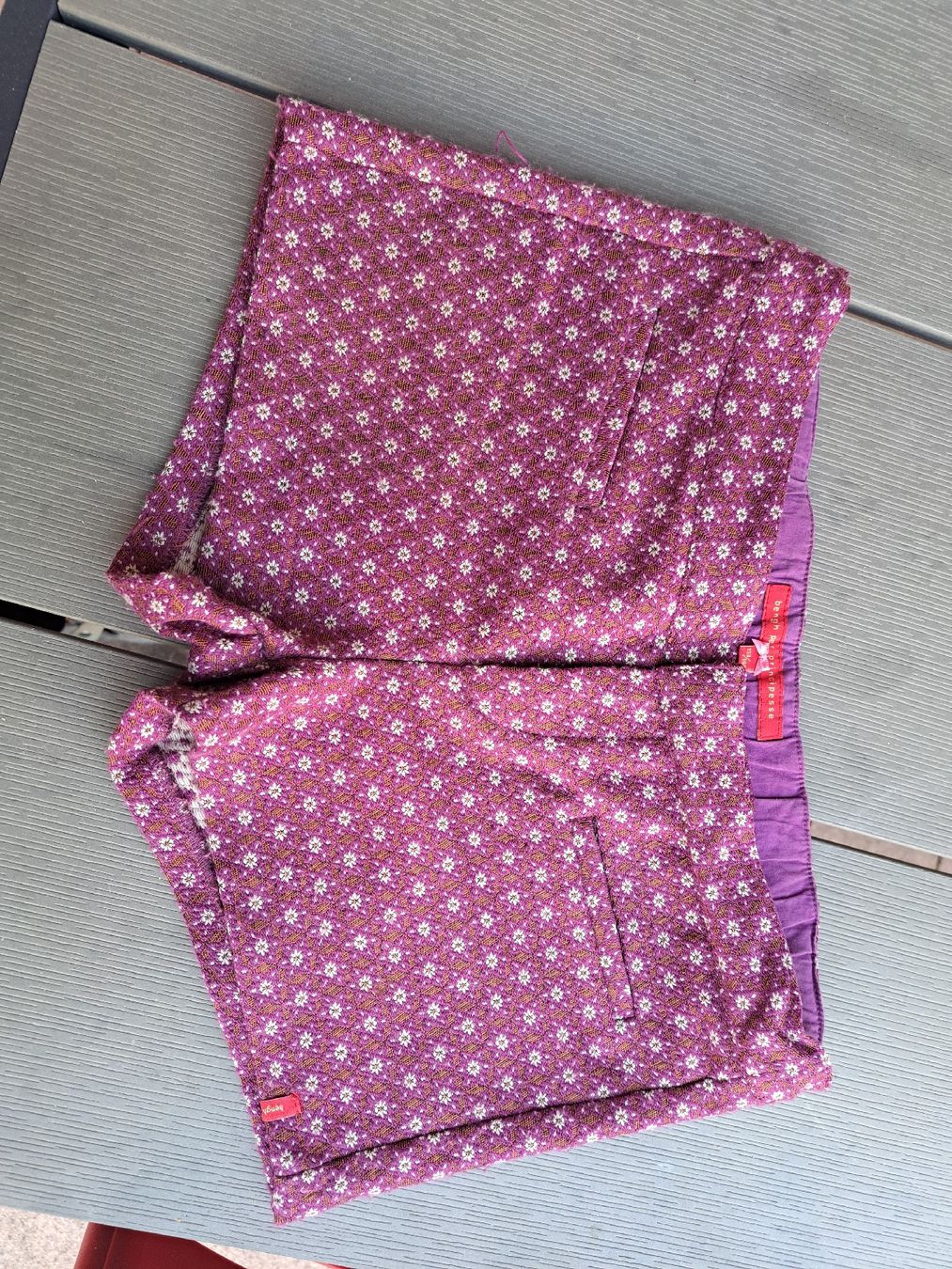 Pantaloni: kurze Hosen Mädchen 152 – Usato da Spiegel b. Bern venduto da trudischalotti