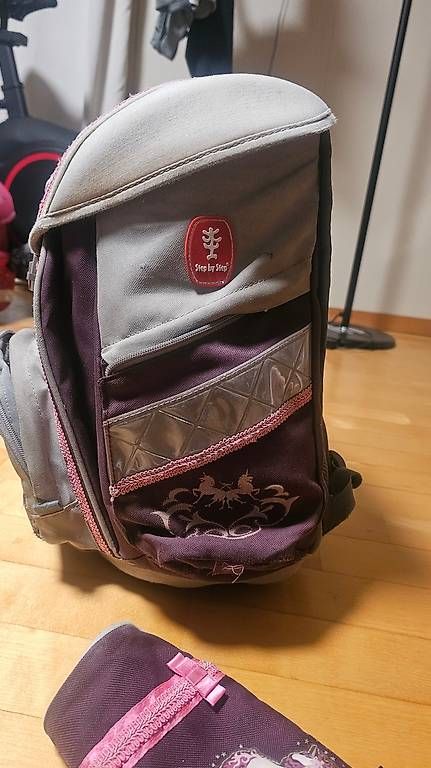 Borse & Zaini: Schulthek mit Etui – Usato da Grosswangen venduto da Glod 3