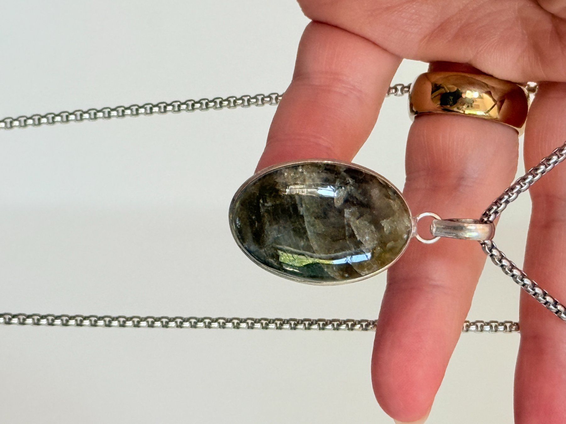 Catenine: Collier avec pendentif en pierre naturelle labradorite – Nuovo e nell'imballaggio originale da Genève venduto da AWWA 4