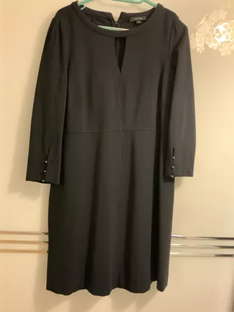 Kleid Comma schwarz mit Zierknöpfen Grösse 44