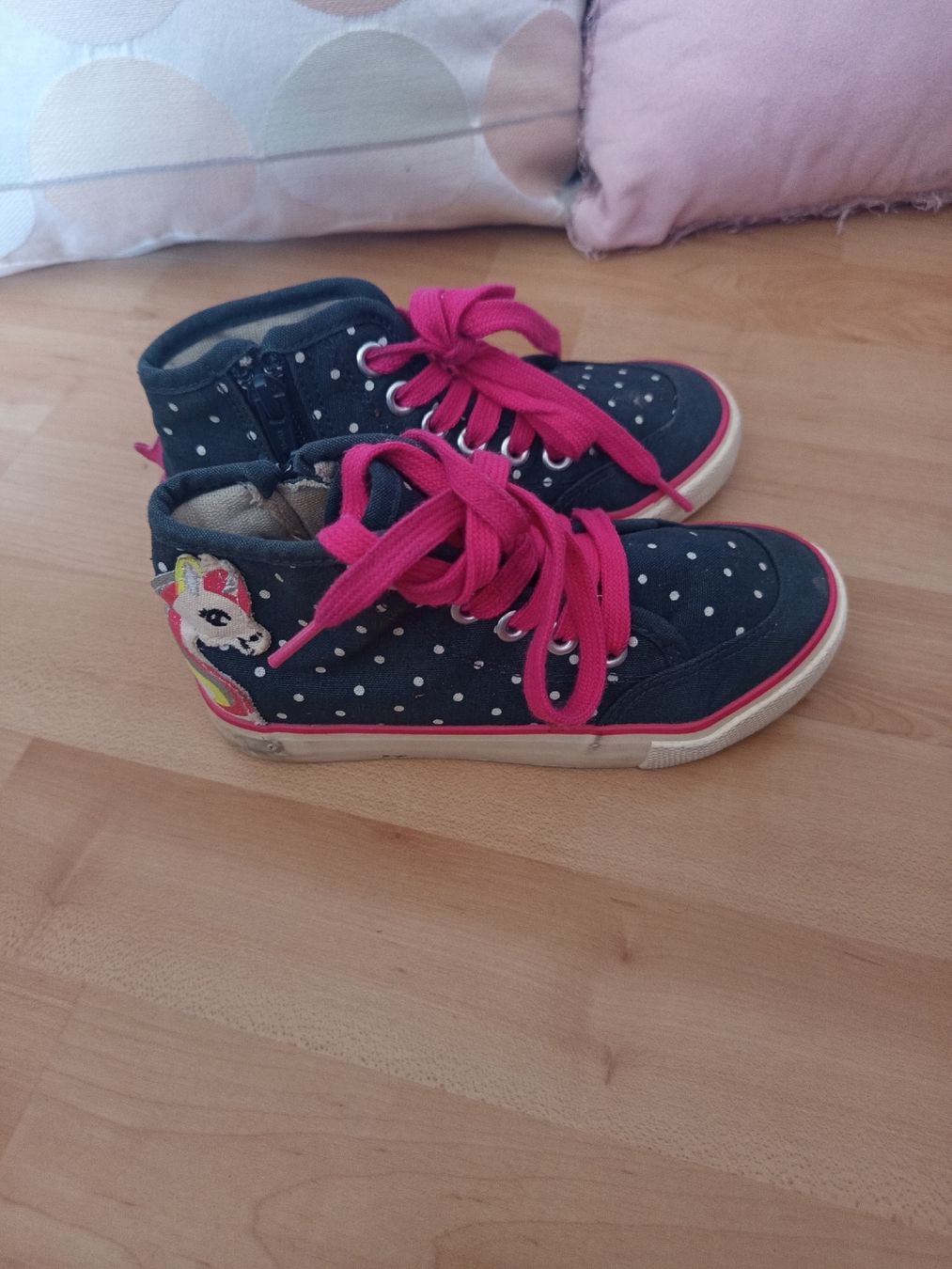 Schuhe für Mädchen: DooDogs Sneakers Grösse 29  – Gebraucht aus Nidau von mka_mzd7