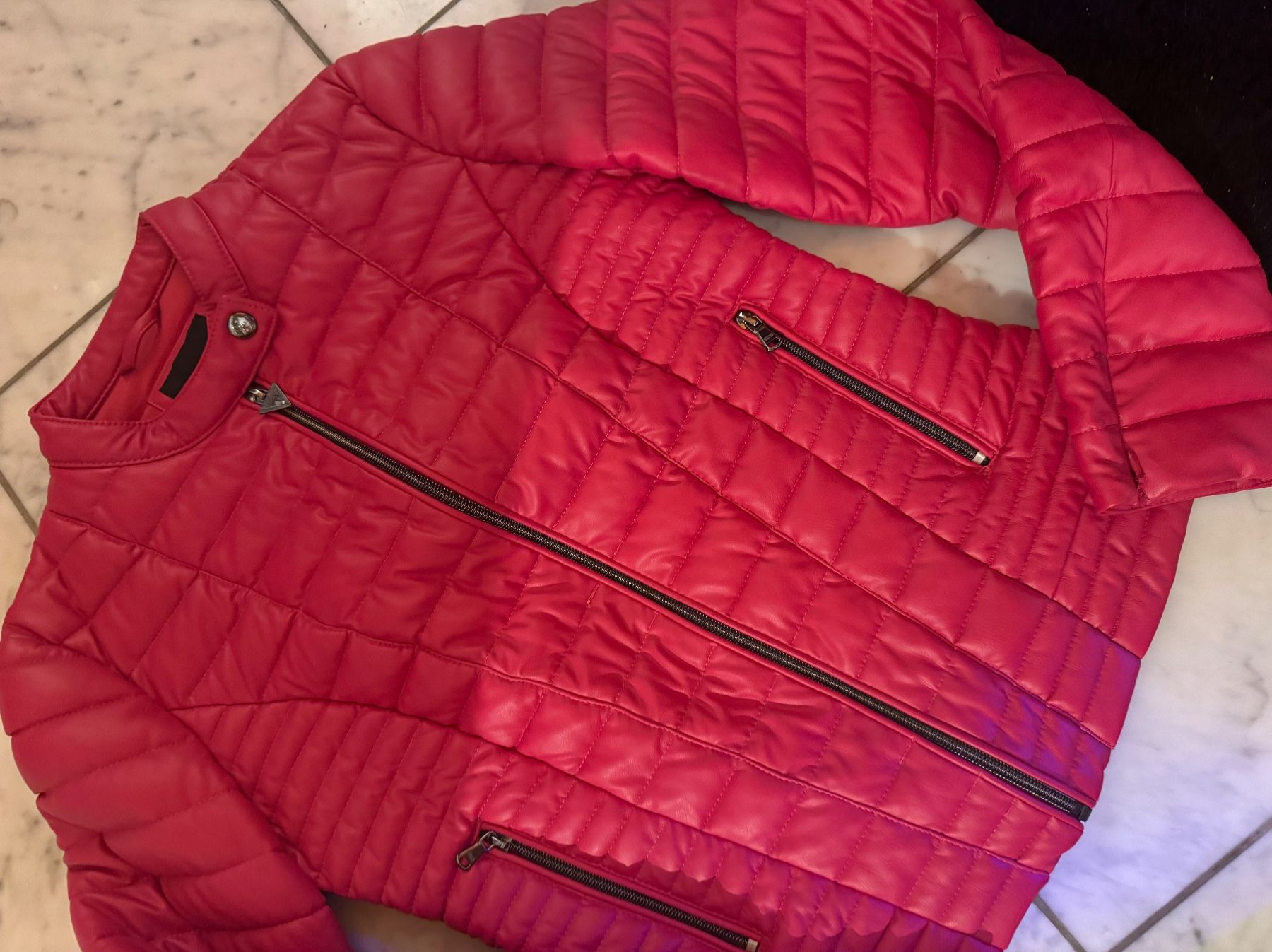 Giacche: guess leder stretsch jacke neu gr. s – Nuovo (secondo la descrizione) da Volketswil venduto da Modelka 2