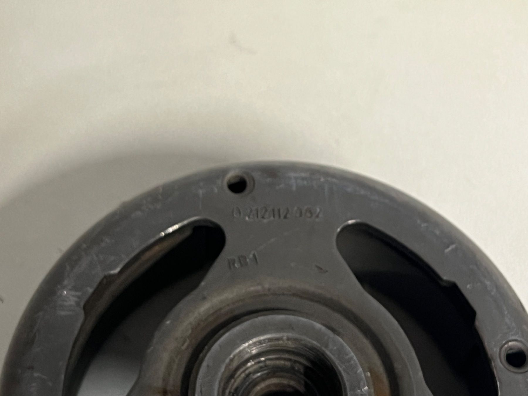 Sachs Parti ricambio per ciclomotori: Puch Maxi E50 Polrad Schwungrad original Bosch – Usato da Steffisburg venduto da FlorianJohner 1