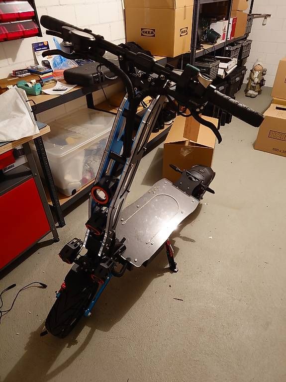 Kickboard: Elektro Trottinett  – Usato da Attikon venduto da S1quattro 2