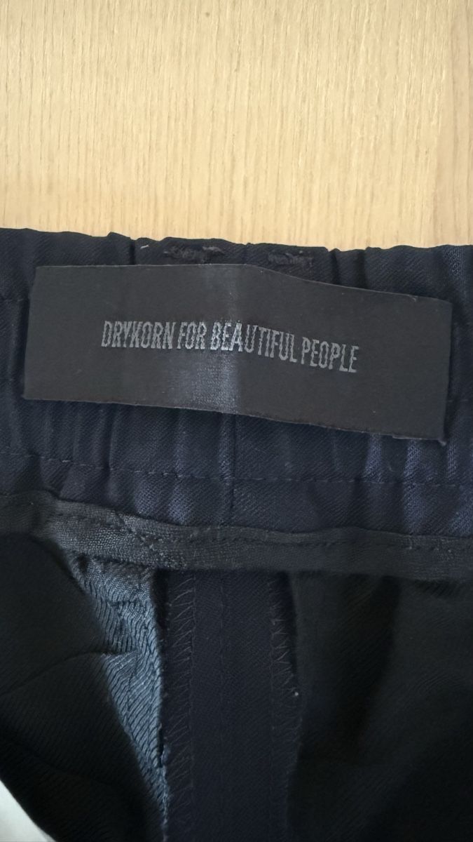 Drykorn Pantaloni: Damen Drykorn Anzughose Gr. 25/32 – Usato da Zürich venduto da car_9vrr 3