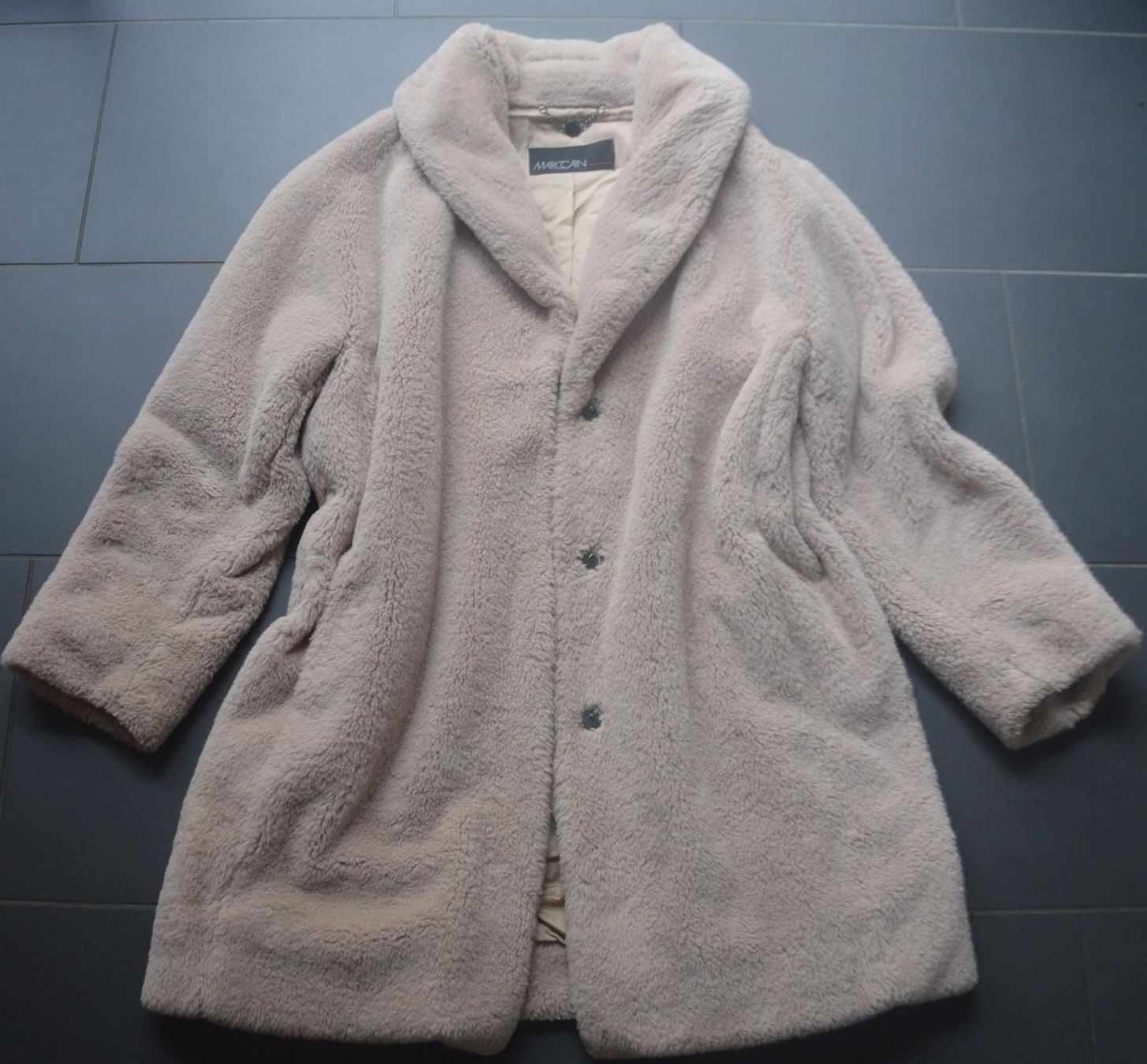 Marc Cain Mäntel: Mantel / Manteau MarcCain .40 – Gebraucht aus Collonges von Auganien 6