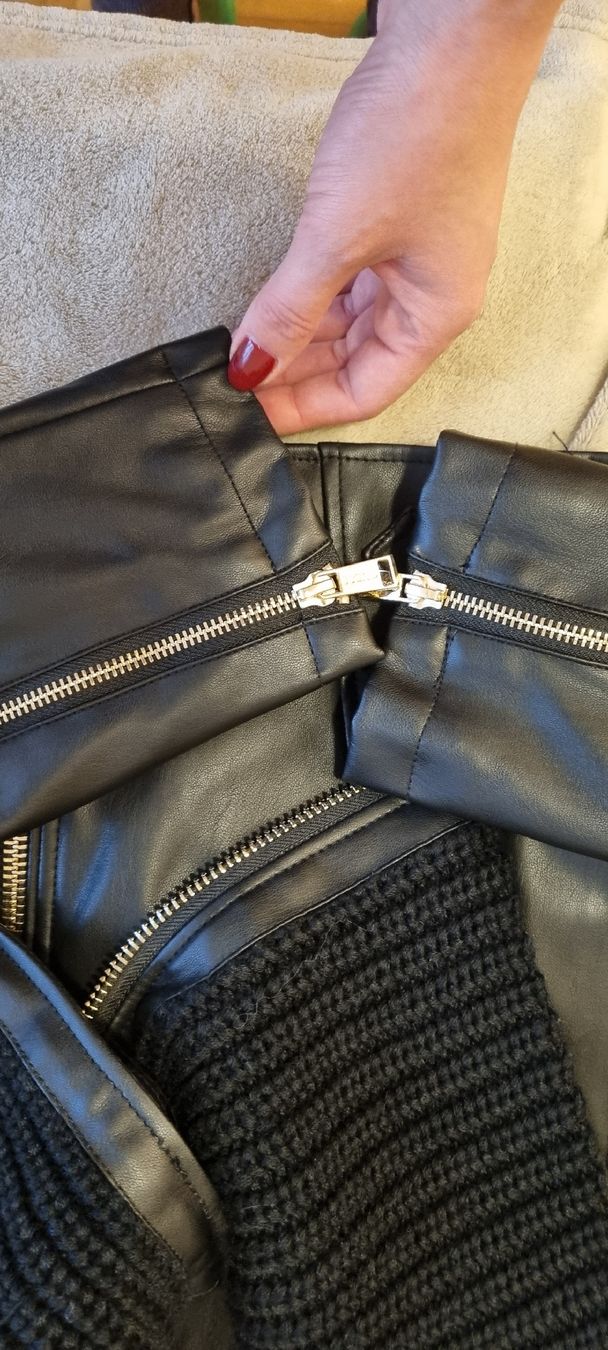 Guess Jacken: Guess Lederjacke Gr. M mit Strickkragen schwarz – Gebraucht aus St Gallen von vir_5kgt 7