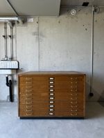 Schöner Grafikschrank / Planschrank aus Holz – 10 Schubladen