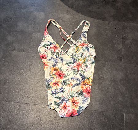 Lascana Badeanzug, Gr. 42B, Floral Creme