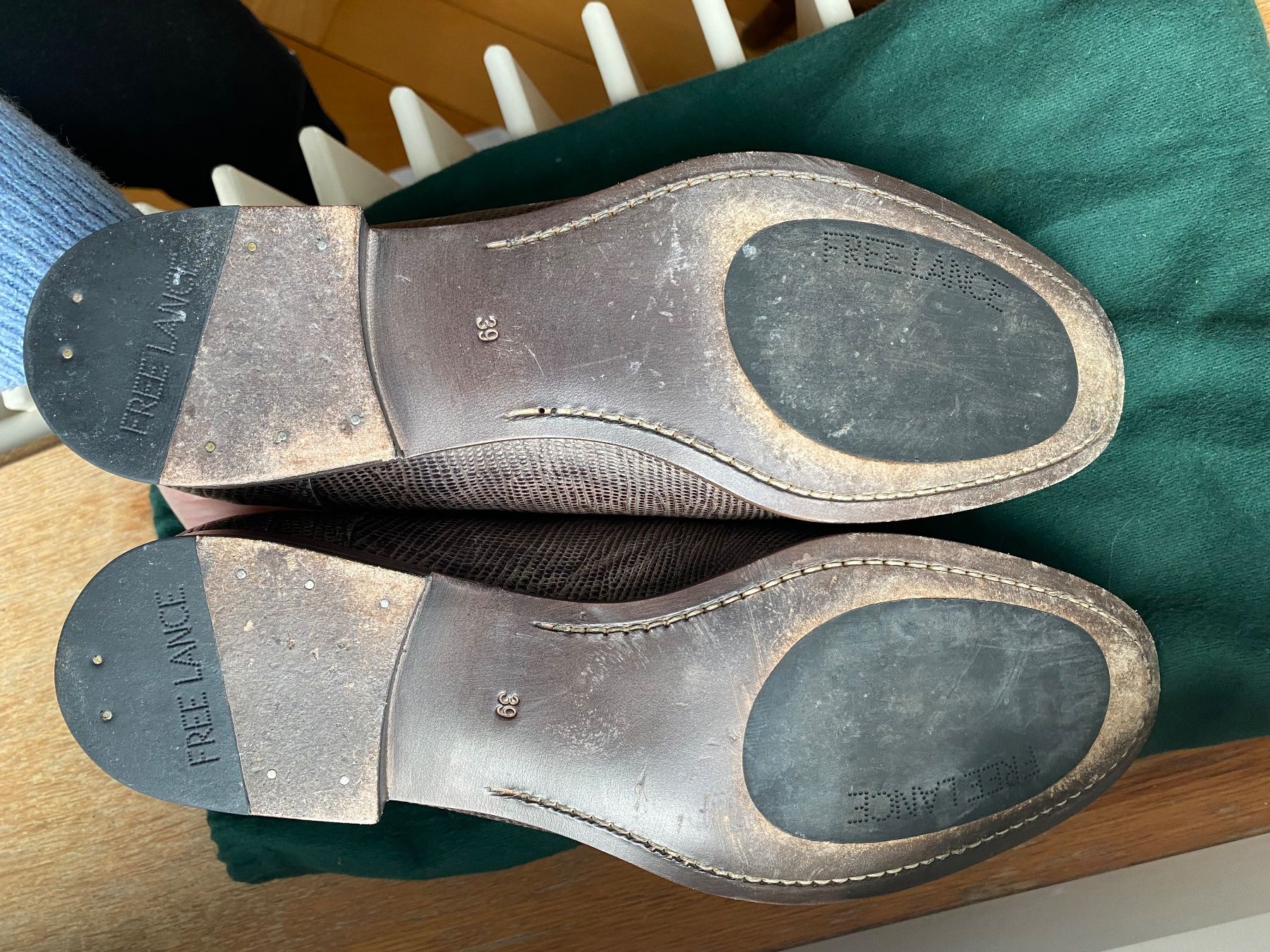 Scarpe da donna: Chaussures Derby Free Lance taupe 39 – Usato da Küssnacht am Rigi venduto da CALIFRASQUI 1