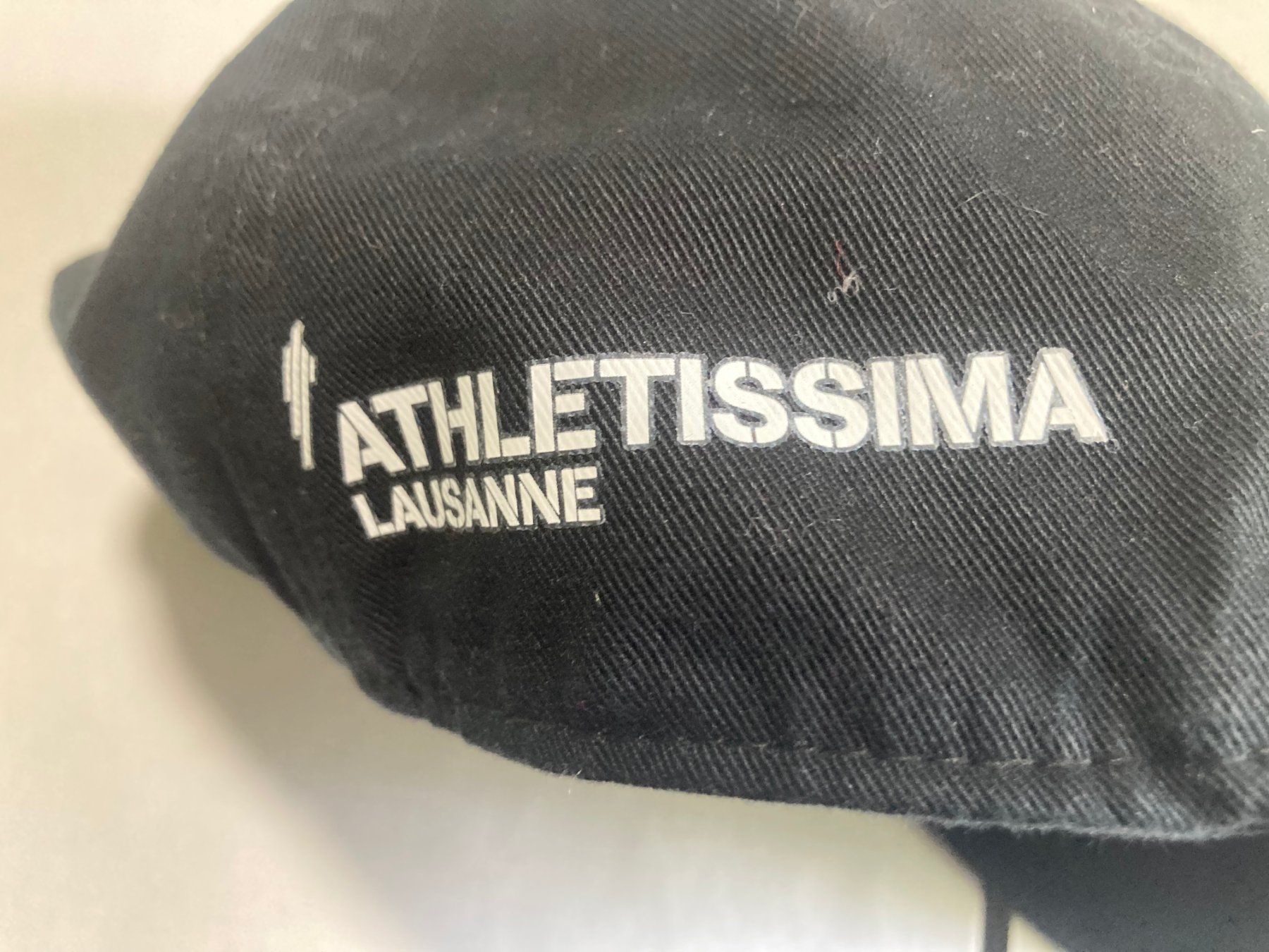 Copricapi, berretti & cappellini: Nike Kappe Lausanne Athlétissima NEU – Nuovo (secondo la descrizione) da Zürich venduto da le_souk 1