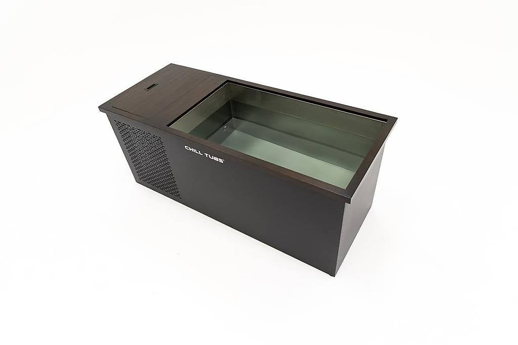 Whirlpool: Eisbad-Jacuzzi, Ice Bad / L035 – Usato da St. Gallen venduto da Spa_at_Home911