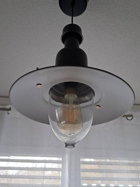 Kronleuchter & Deckenlampen: Deckenlampe aus Metall mit Leuchtmittel – Gebraucht aus Bern von Acdia 2
