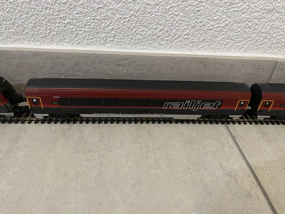 Piko Modelleisenbahnen: Piko „Railjet“ Startset – Gebraucht aus Stans von Schwalmis2246 5