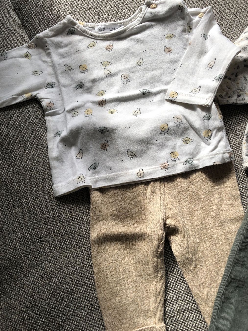 Kleiderpakete & -sets: 2 Baby Clothes Sets (62-68cm) – Neu (gemäss Beschreibung) aus Brugg AG von Magna3 1