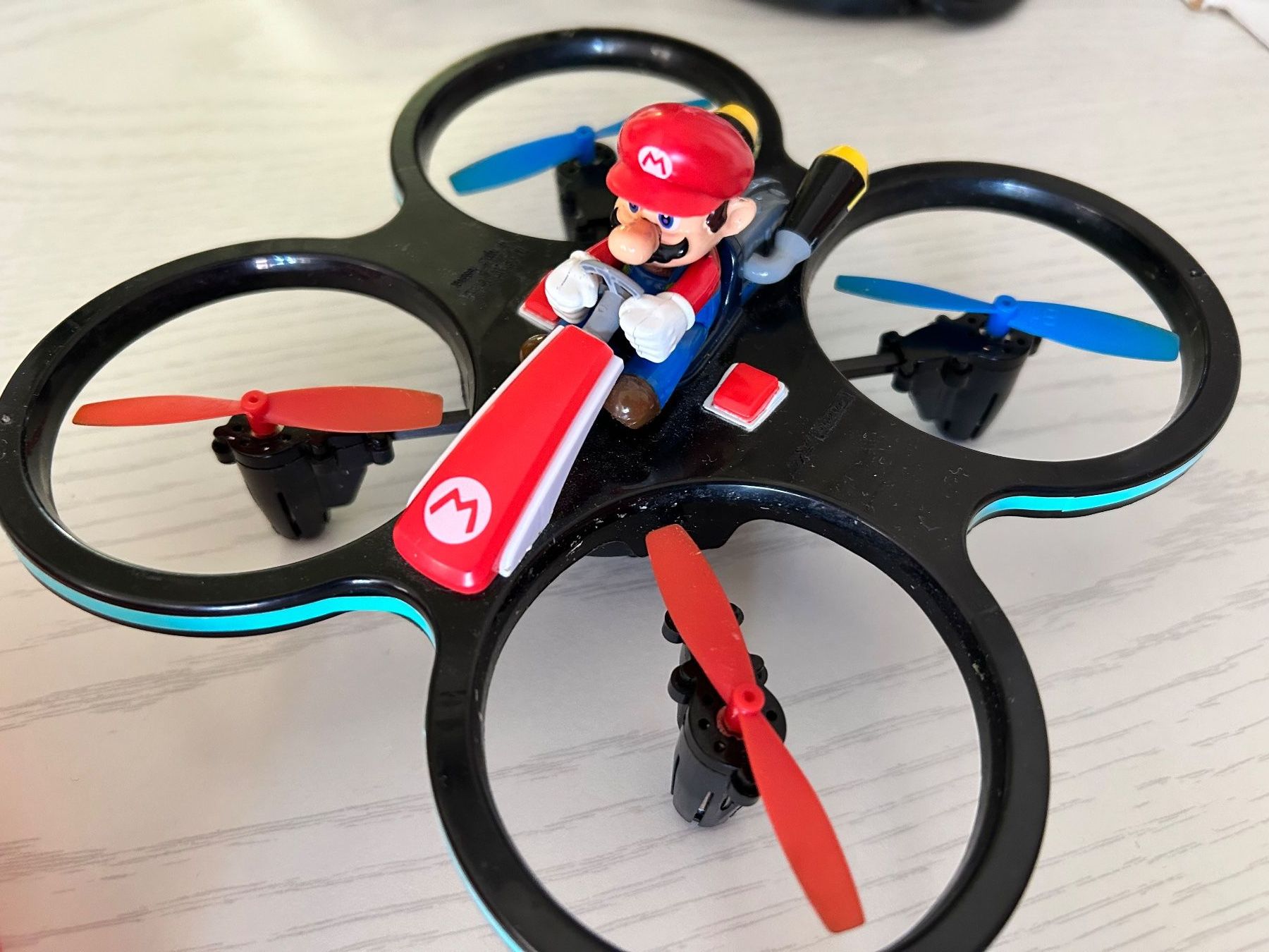 Carrera Modellismo RC: Carrera RC Carrera RC Mariocopter - Drone – Usato da Zürich venduto da manconia