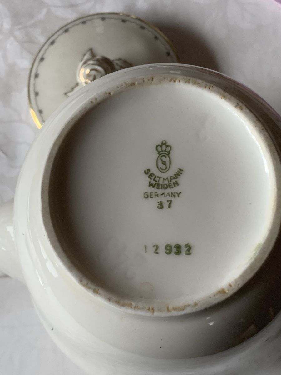 Seltmann Teiere: Selten  Seltmann Weiden Kaffeekanne 1943 – Usato da Zürich venduto da bopeja 1
