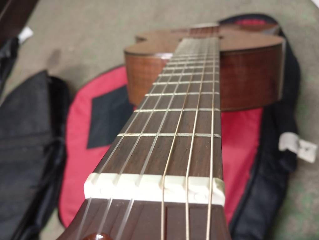Strumenti musicali: Almansa 7/8 Classic guitar – Usato da Basel venduto da Petergunn 4