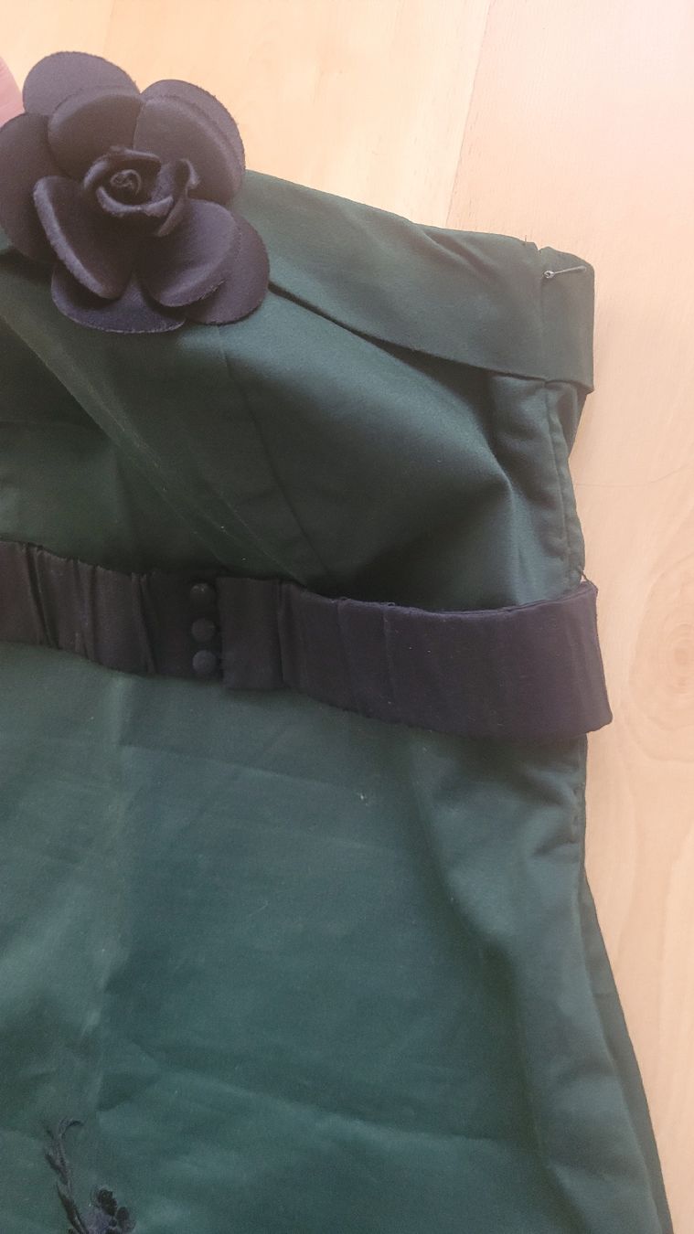 Vestiti: Schönes Festkleid Gr.42 Marke VERO MODA – Nuovo (secondo la descrizione) da Schöfflisdorf venduto da CrRG21 4