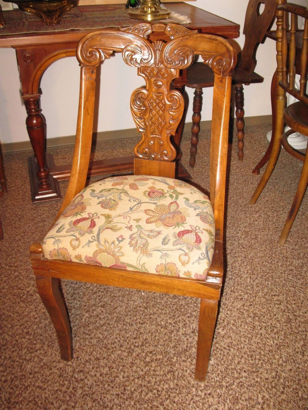Poltrone: Bidermeier-Sessel mit Chronik um 1860 – Usato da Altstätten venduto da antikundart