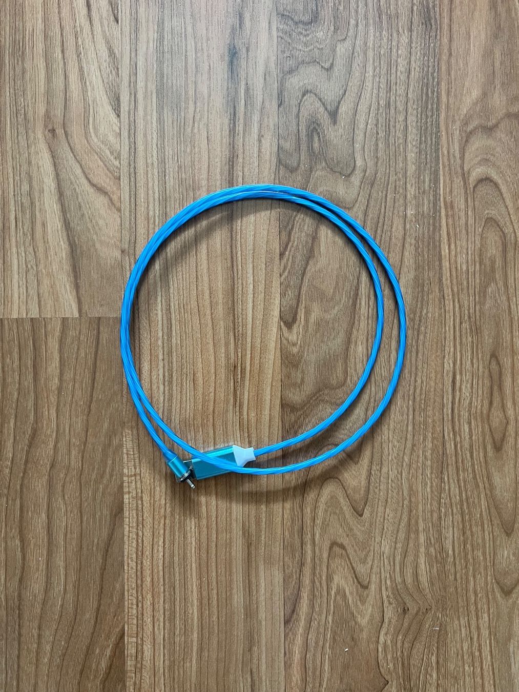 Cavi: Magnetisches Lightning LED Ladekabel, 1 Meter – Usato da Samedan venduto da TintiFinti