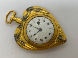 ANTIKE Herz-Taschenuhr 42mm (68x77mm) Defekt/i456