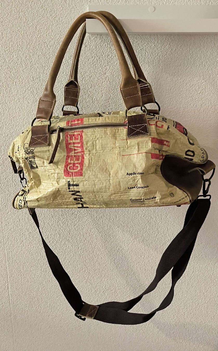 Borse: Handtasche aus Zementsack Material gebraucht – Usato da Winterthur venduto da basrup