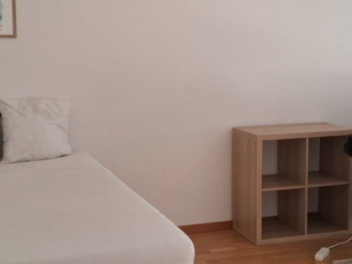 Ikea Scaffali: 2x IKEA KALLAX Regal 77x77 cm – Usato da Zürich venduto da ana_9c7x 1